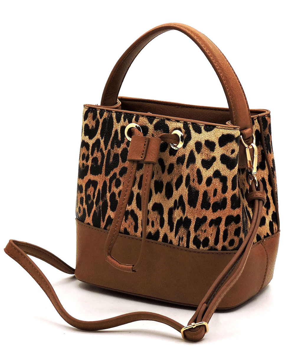 vera bradley lighten up weekender